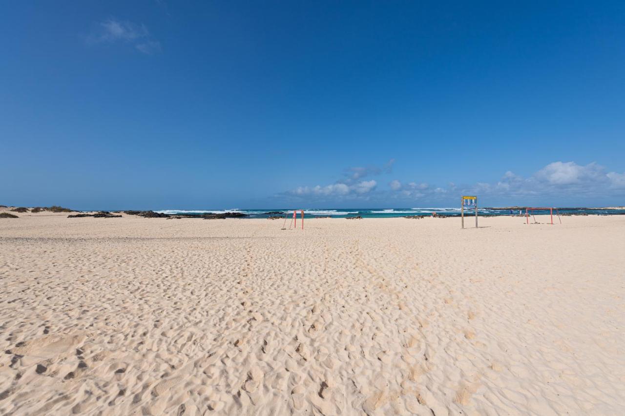 Homeforguest Modern And New Beachfront Apartamento