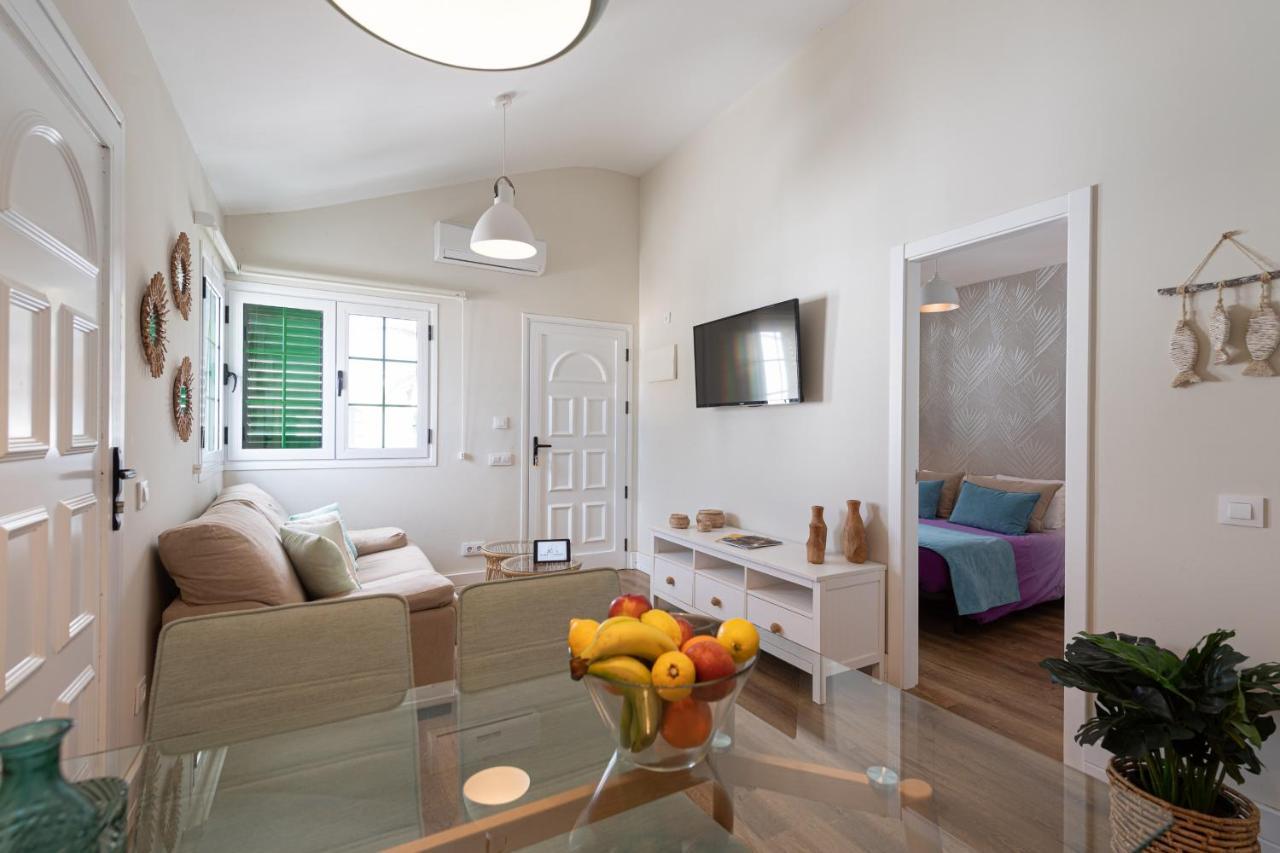 Homeforguest Modern And New Beachfront Apartment *